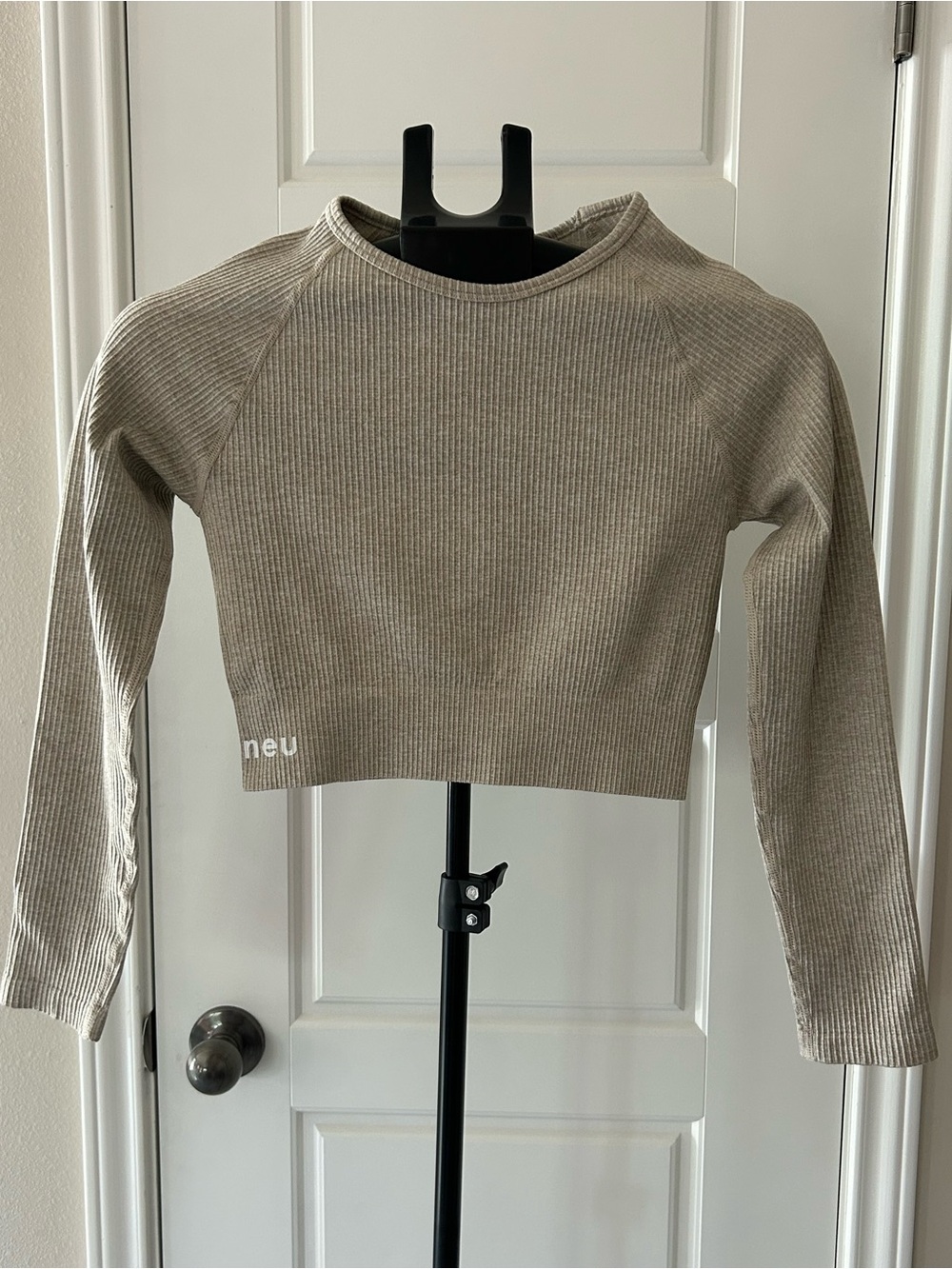 Neu Active Ribbed Long-Sleeve Crop Top in Taupe